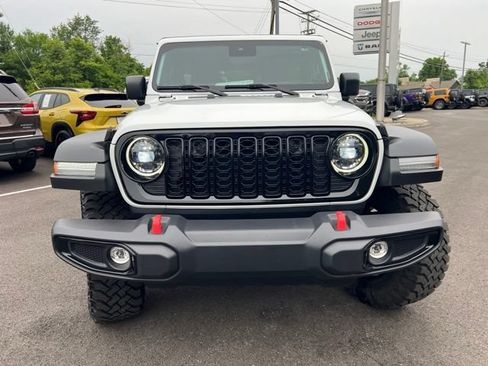 Used 2025 Jeep Wrangler Unlimited Sport AWD/4WD image 35
