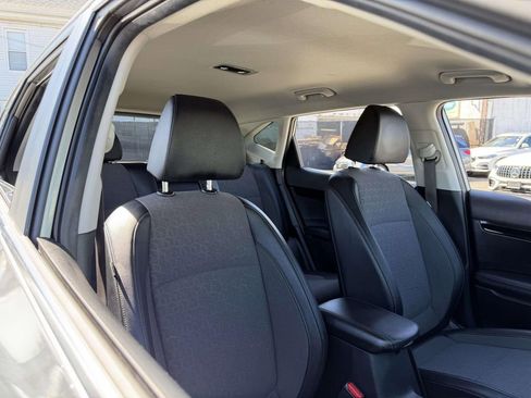 Used 2024 Kia Seltos S AWD/4WD image 8