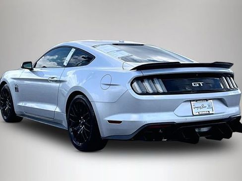 Used 2019 Ford Mustang GT Premium w/ GT Performance Package RWD image 4