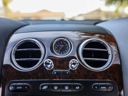 Used 2006 Bentley Flying Spur Flying Spur image 24