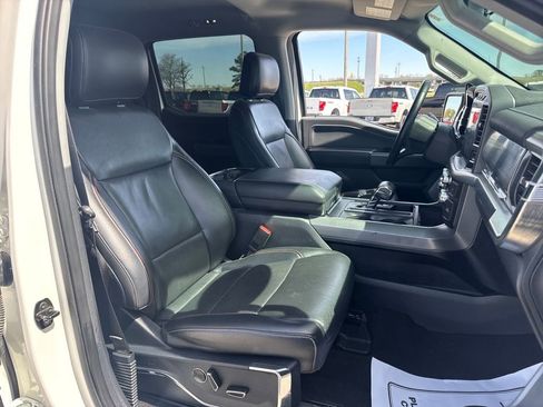 Used 2021 Ford F150 Lariat image 13