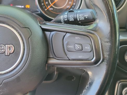 Used 2020 Jeep Wrangler Sport AWD/4WD image 21