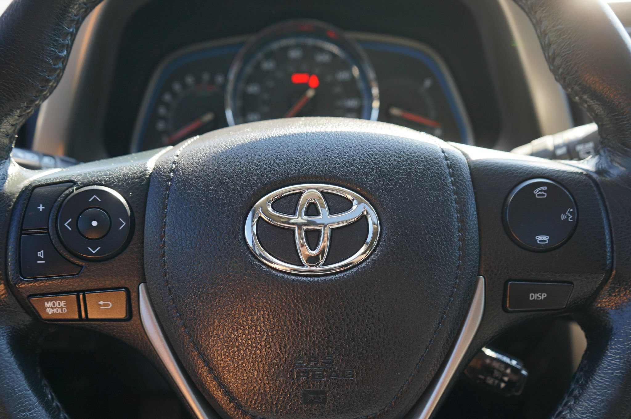 Used 2015 Toyota RAV4 Limited AWD/4WD image 23