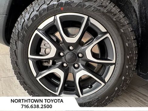 Used 2024 Jeep Compass Trailhawk AWD/4WD image 22