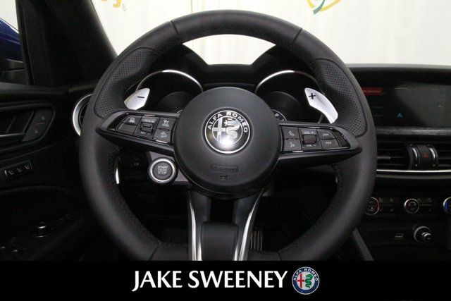 Used 2022 Alfa Romeo Stelvio Sprint AWD/4WD image 15