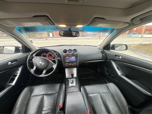 Used 2011 Nissan Altima 3.5 SR w/ 3.5SR Premium Pkg image 27