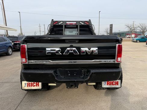 Used 2017 RAM 3500 Laramie Longhorn AWD/4WD image 6