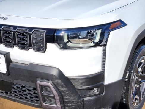 New 2026 Jeep Cherokee Limited AWD/4WD image 9