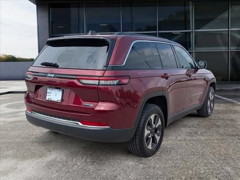 Used 2024 Jeep Grand Cherokee Limited 4xe AWD/4WD image 7