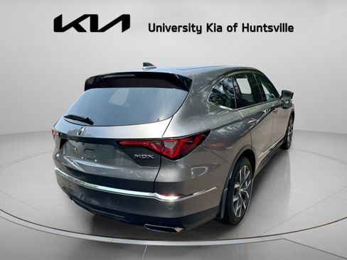Used 2023 Acura MDX FWD w/ Technology Package image 8