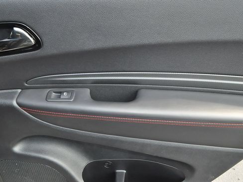 Used 2025 Dodge Durango R/T AWD/4WD image 27