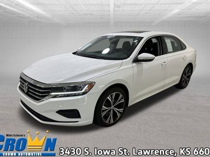 Used 2021 Volkswagen Passat 2.0T SE