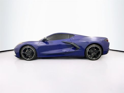 Used 2025 Chevrolet Corvette Stingray Preferred Cpe w/ 2LT RWD image 27