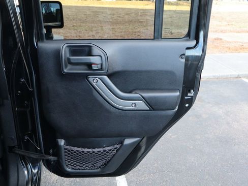 Used 2012 Jeep Wrangler Unlimited Sport image 26