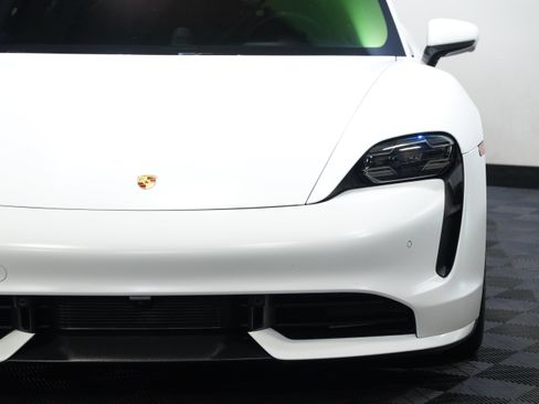 Used 2020 Porsche Taycan AWD/4WD image 10