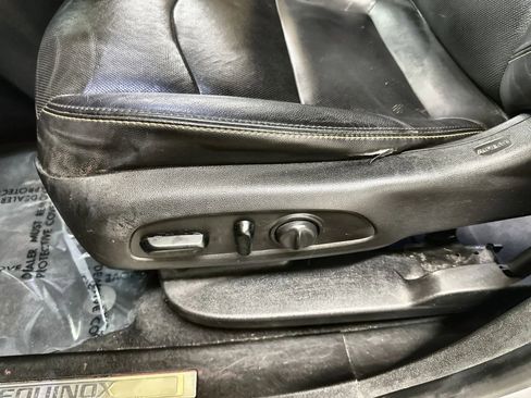 Used 2019 Chevrolet Equinox Premier image 14