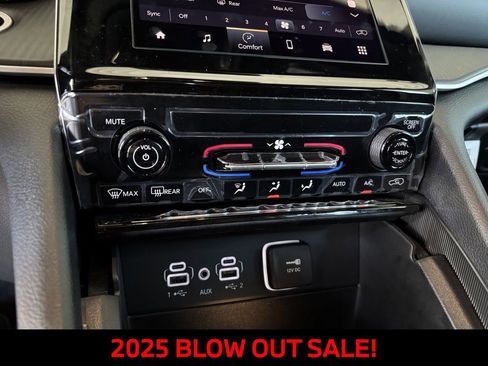 New 2025 Jeep Grand Cherokee Laredo X image 14