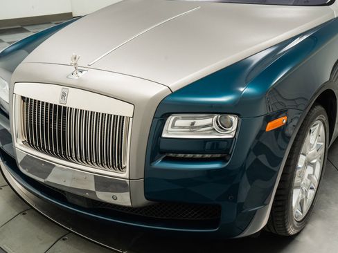 Used 2010 Rolls-Royce Ghost image 35
