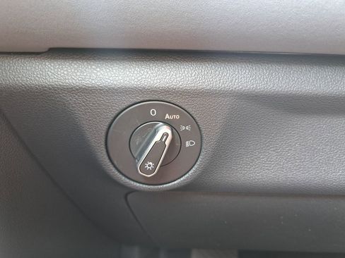 New 2026 Volkswagen Jetta SE image 15