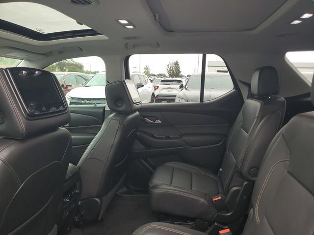 Used 2019 Chevrolet Traverse RS w/ LPO, Floor Liner Package AWD/4WD image 10