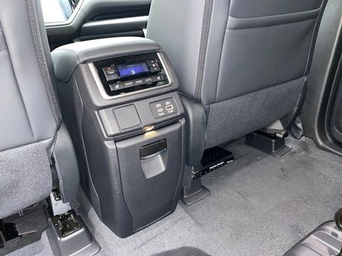 New 2026 Subaru Ascent Limited image 26