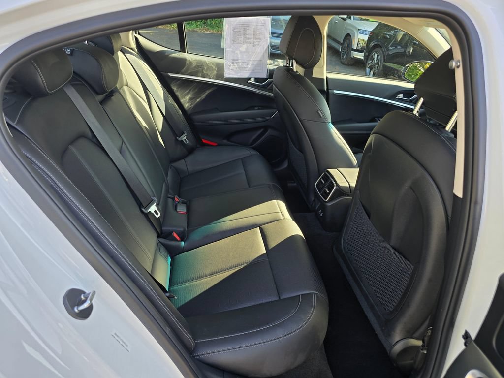Used 2026 Genesis G70 2.5T AWD/4WD image 12