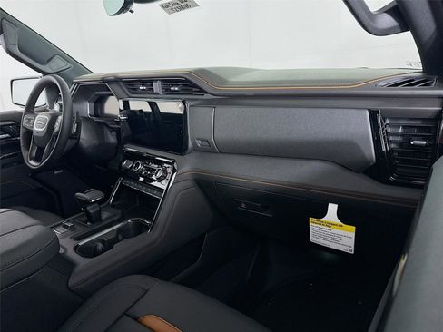 New 2026 GMC Sierra 1500 AT4 w/ AT4 Premium Package image 24
