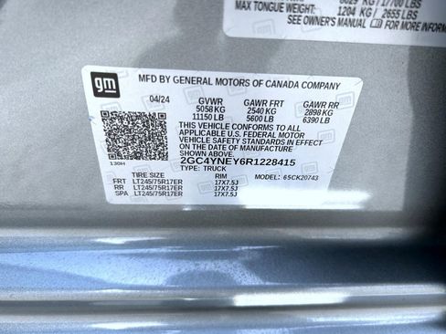 Certified 2024 Chevrolet Silverado 2500 LT AWD/4WD image 25