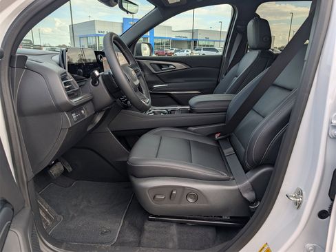 New 2026 Chevrolet Traverse LT w/ Sun and Wheel Package image 20