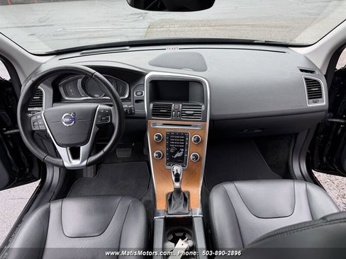 Used 2017 Volvo XC60 T6 Inscription w/ Advanced Package image 9