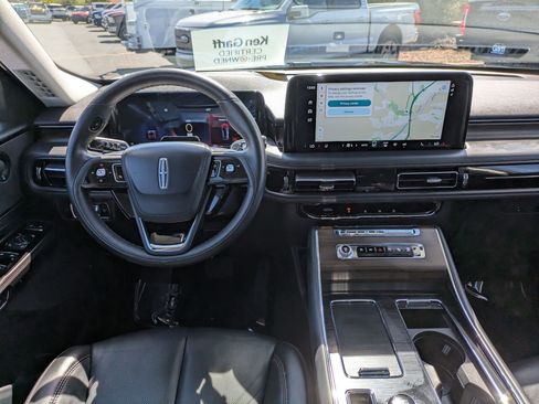 Used 2025 Lincoln Aviator Reserve w/ Illumination Package AWD/4WD image 29