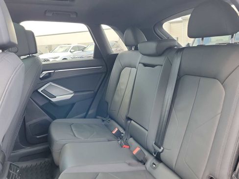 Used 2021 Audi Q3 2.0T Premium image 19