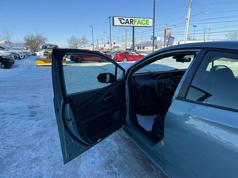 Used 2020 Toyota Prius LE image 17