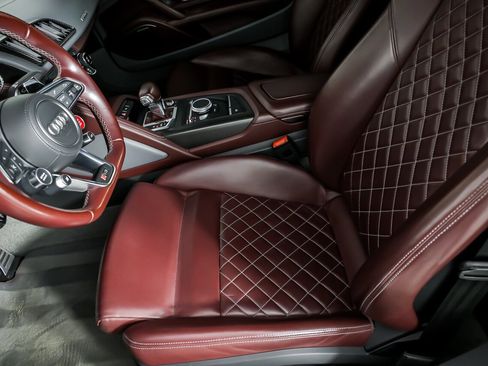 Used 2017 Audi R8 V10 plus image 27