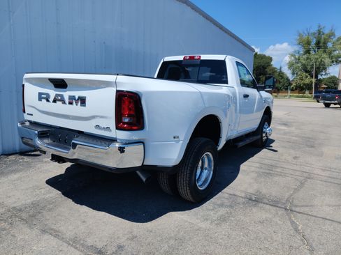 New 2025 RAM 3500 Tradesman image 14
