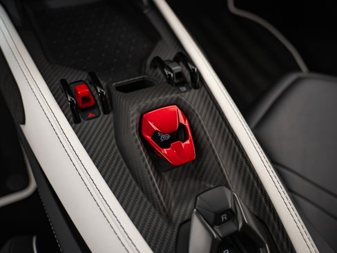 Used 2024 Lamborghini Revuelto AWD/4WD image 13