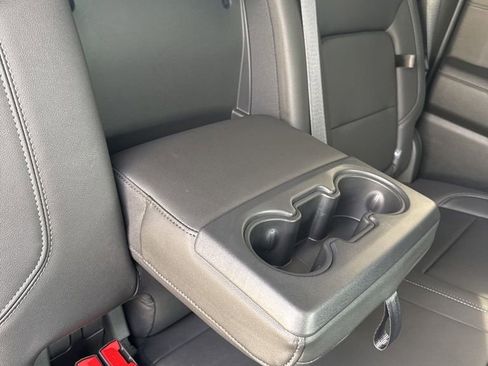 Used 2021 Chevrolet Silverado 1500 LT Trail Boss w/ Convenience Package II image 22