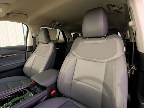 New 2026 Ford Explorer Active w/ Active Comfort Package image 28