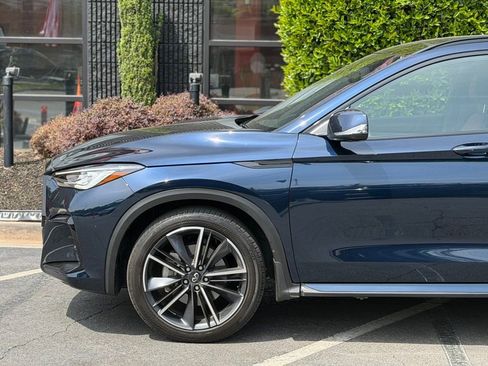 Used 2023 INFINITI QX50 Sport AWD/4WD image 10