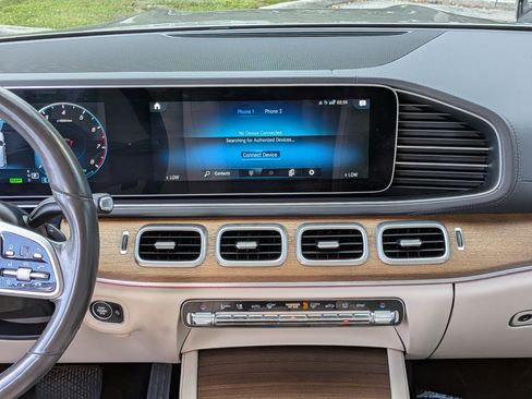 Used 2020 Mercedes-Benz GLS 450 4MATIC w/ Convenience Package image 21