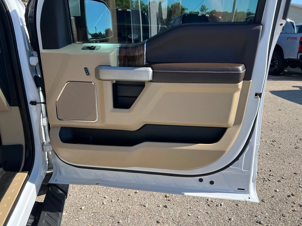 Used 2020 Ford F150 Lariat AWD/4WD image 19