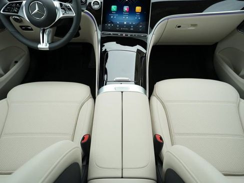 Used 2026 Mercedes-Benz GLC 300 4MATIC image 28