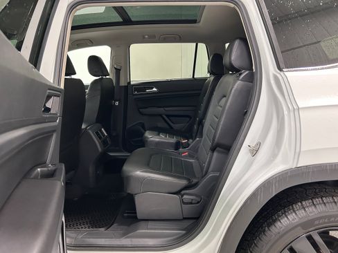 Used 2019 Volkswagen Atlas SEL Premium AWD/4WD image 30