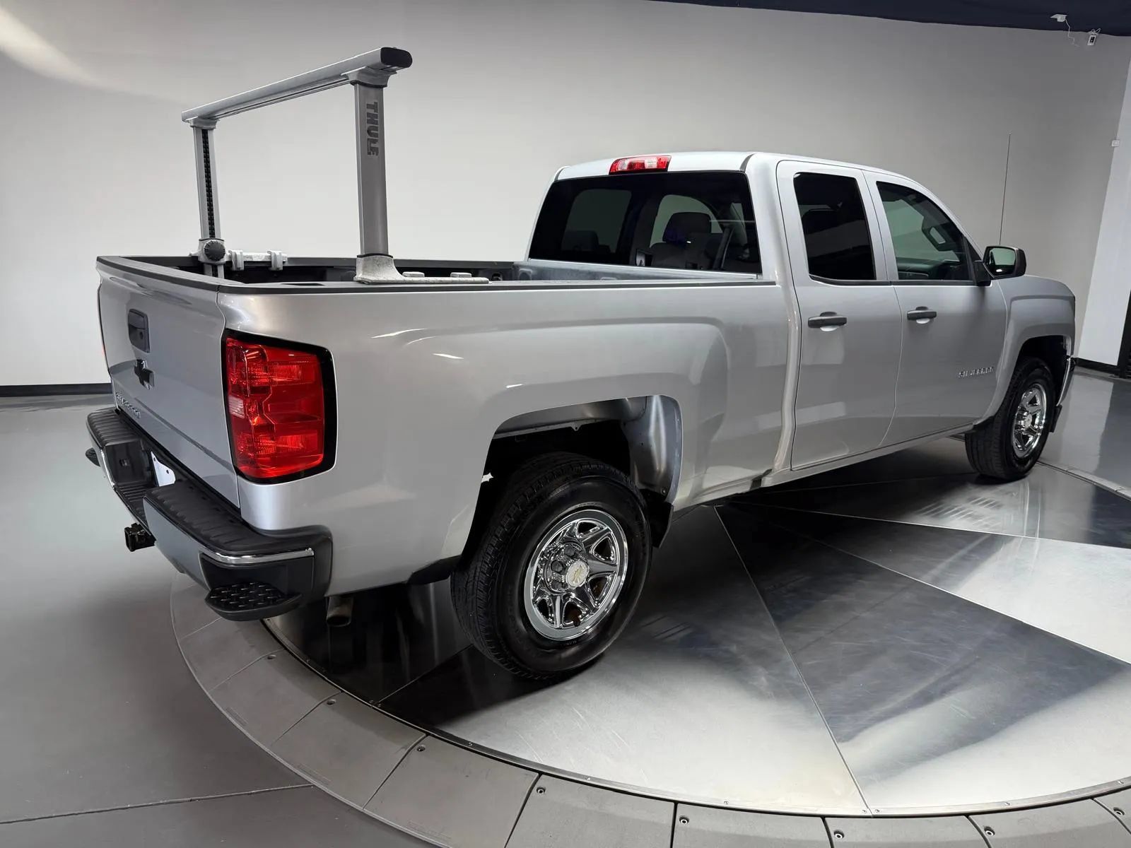 Used 2017 Chevrolet Silverado 1500 LS w/ Trailering Package RWD image 2