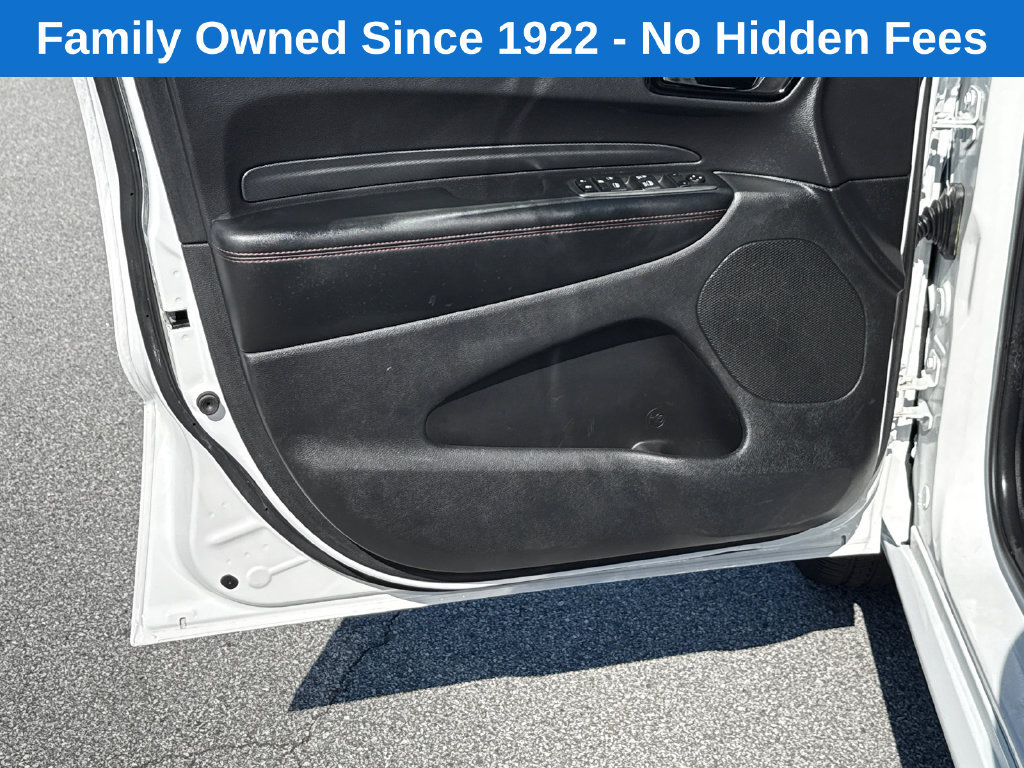 Used 2025 Dodge Durango GT AWD/4WD image 10