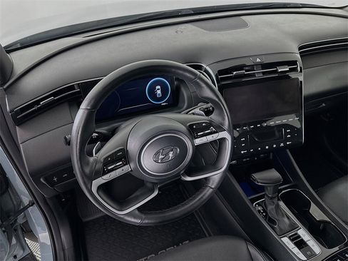 Used 2022 Hyundai Santa Cruz Limited w/ Winter Package image 16