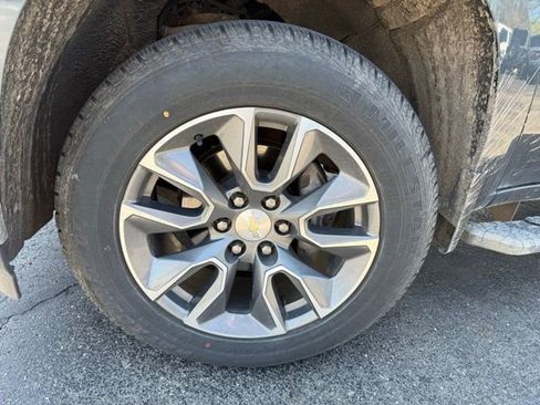 Used 2021 Chevrolet Silverado 1500 LT w/ All Star Edition Plus image 11