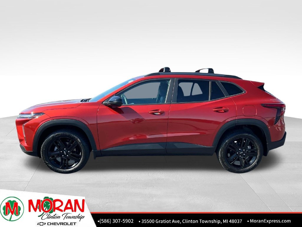 Certified 2024 Chevrolet Trax ACTIV w/ Driver Confidence Package FWD image 3