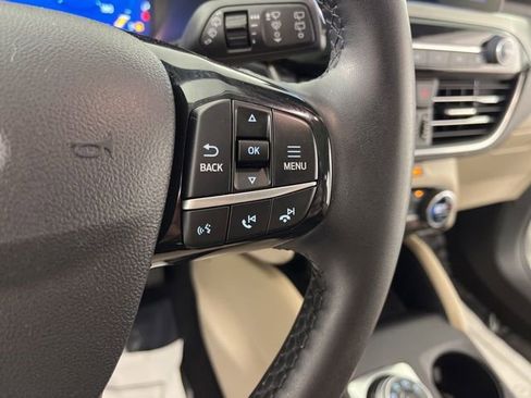 Used 2021 Ford Escape Titanium w/ Class II Trailer Tow Package image 22