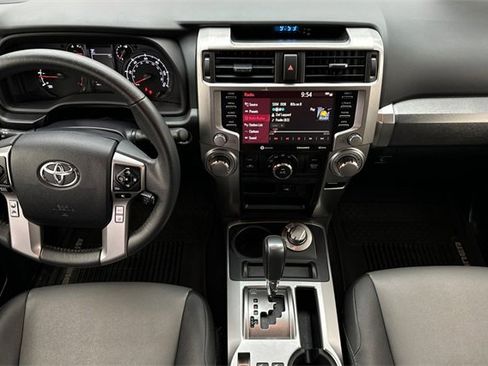 Used 2020 Toyota 4Runner SR5 Premium w/ Moonroof Package image 17